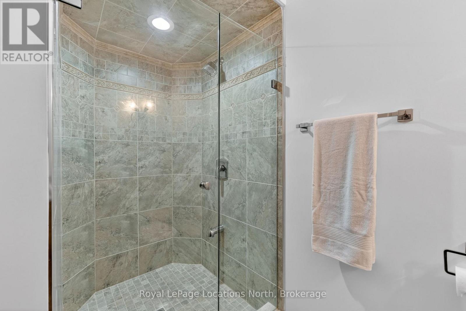 33 TELFER ROAD - 29