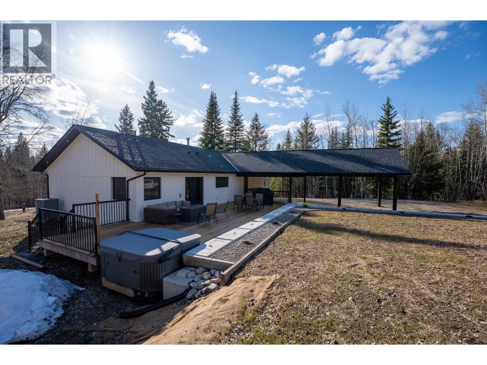 1282 FOREMAN ROAD - 36