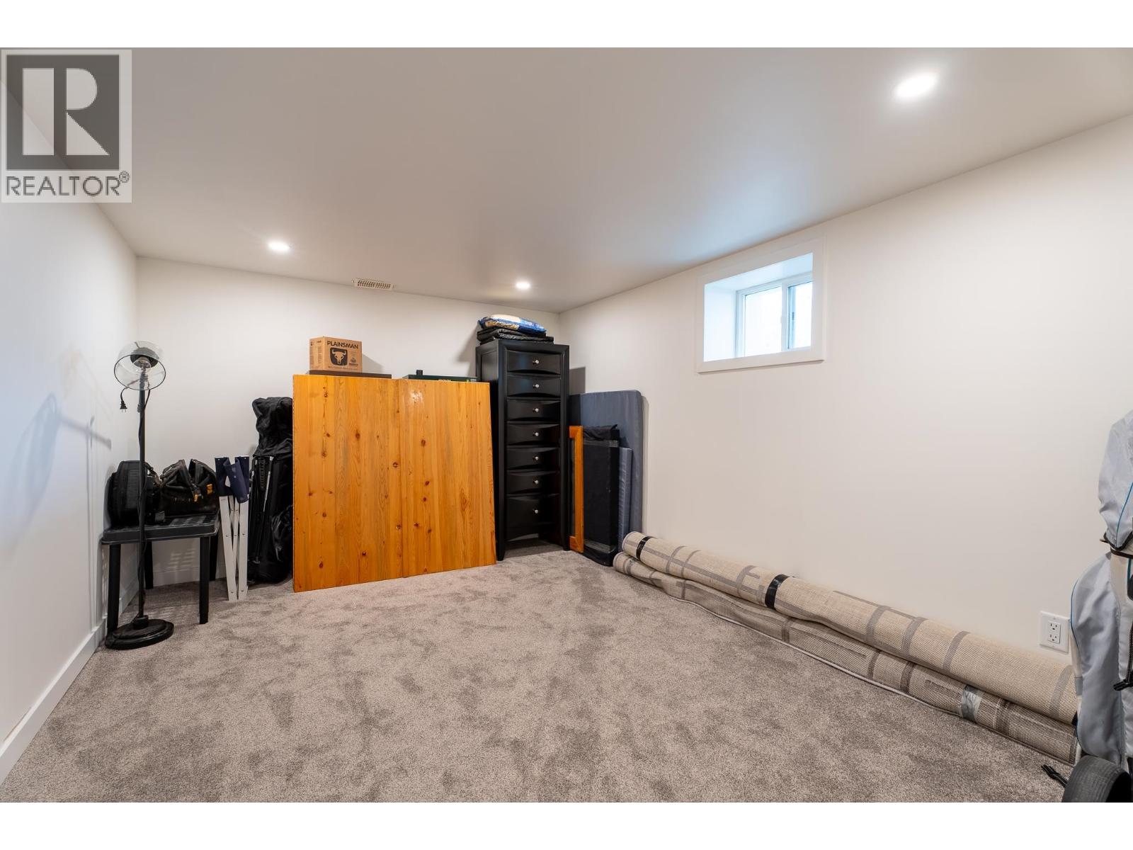 1282 FOREMAN ROAD - 32