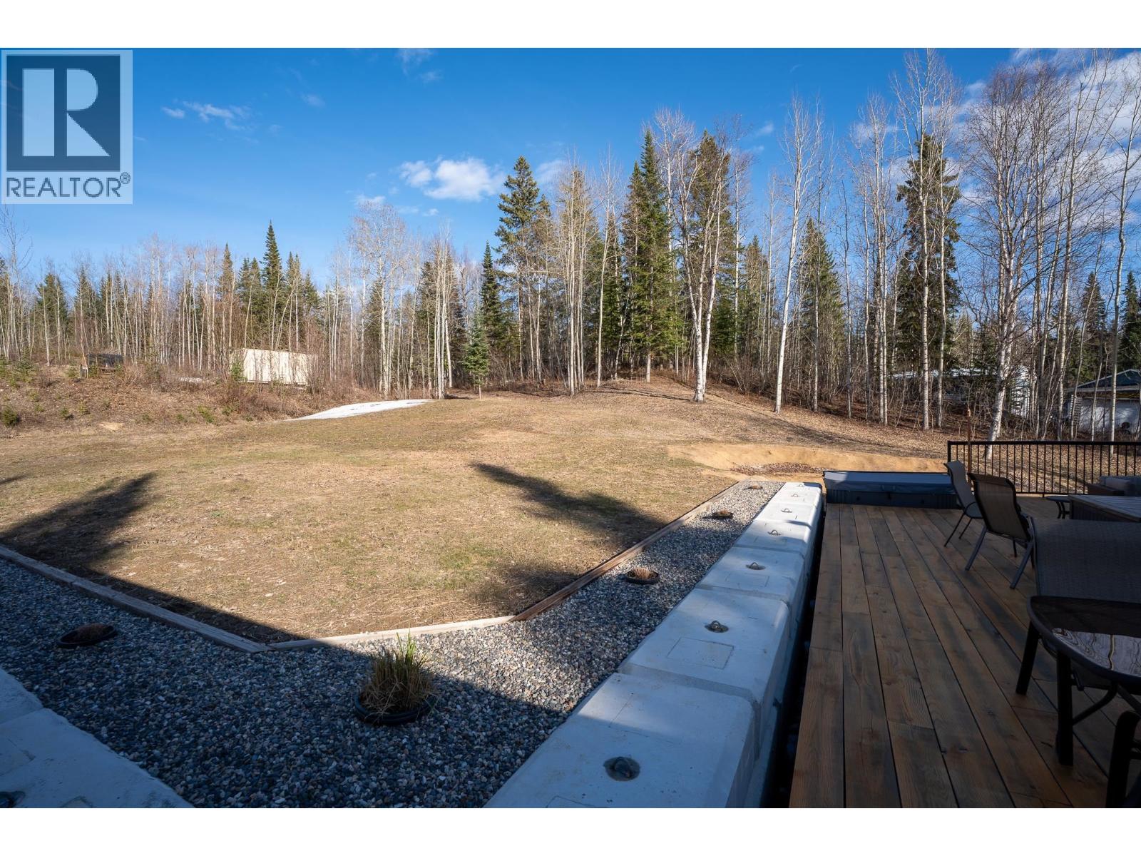 1282 FOREMAN ROAD - 40