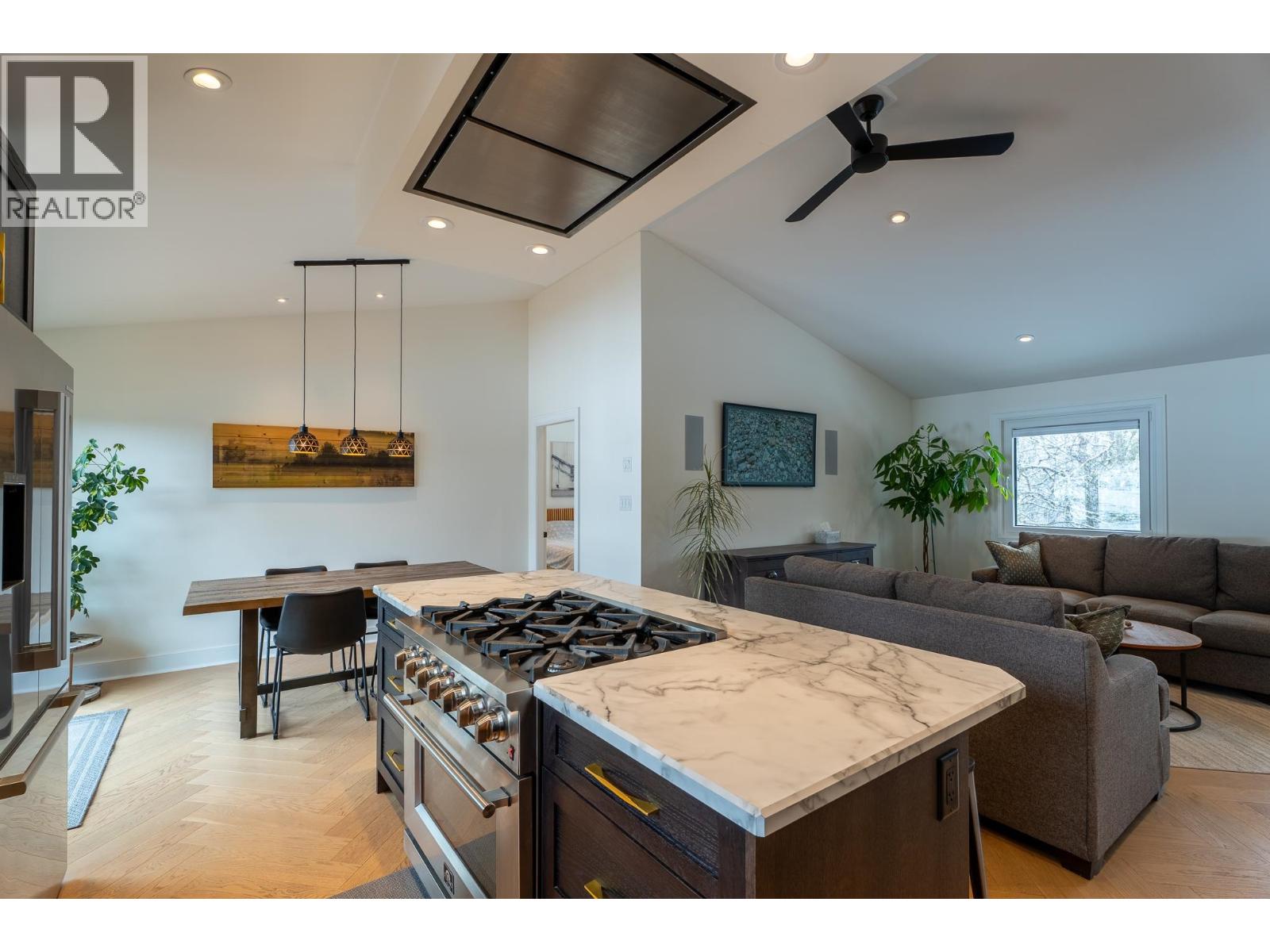 1282 FOREMAN ROAD - 15