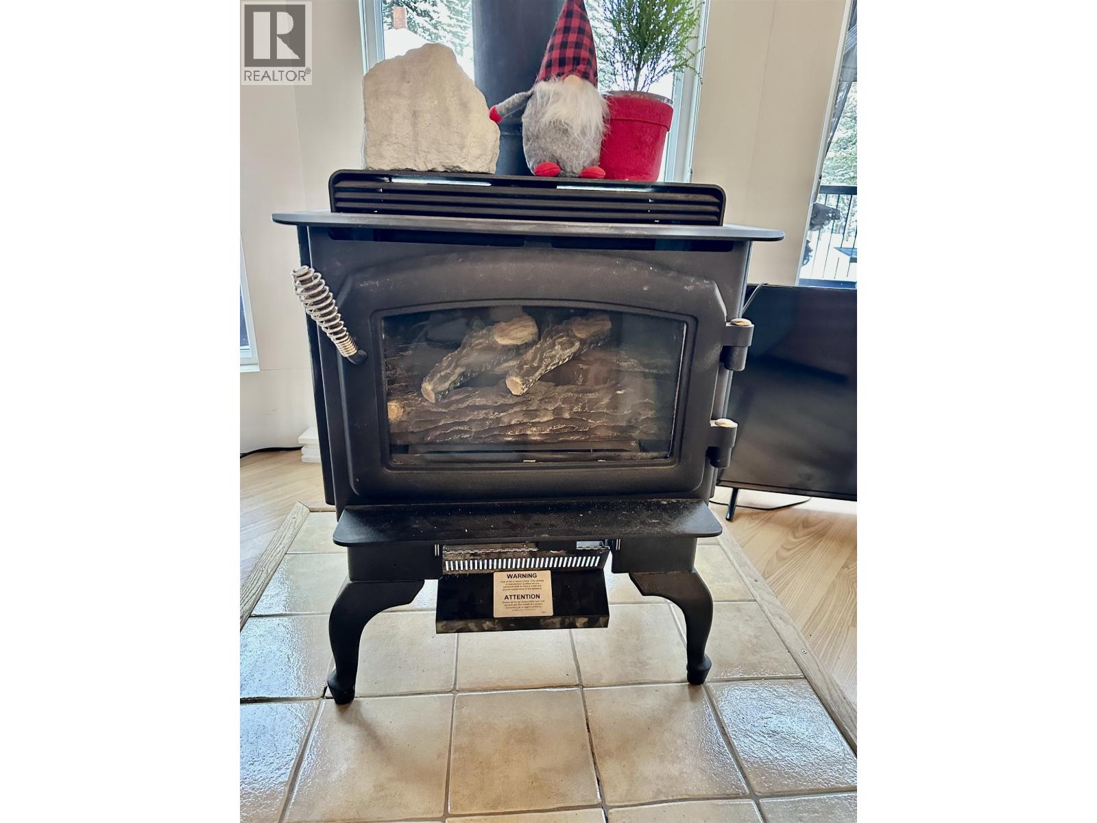 772 S GREEN LAKE ROAD - 17