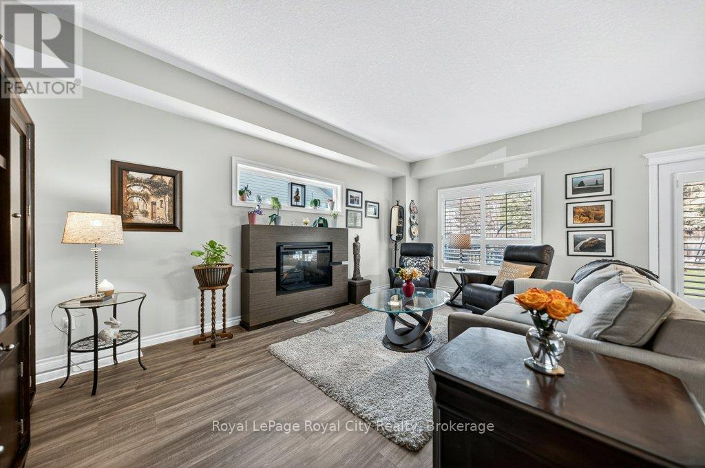 120 WINSTON STREET — photo 6