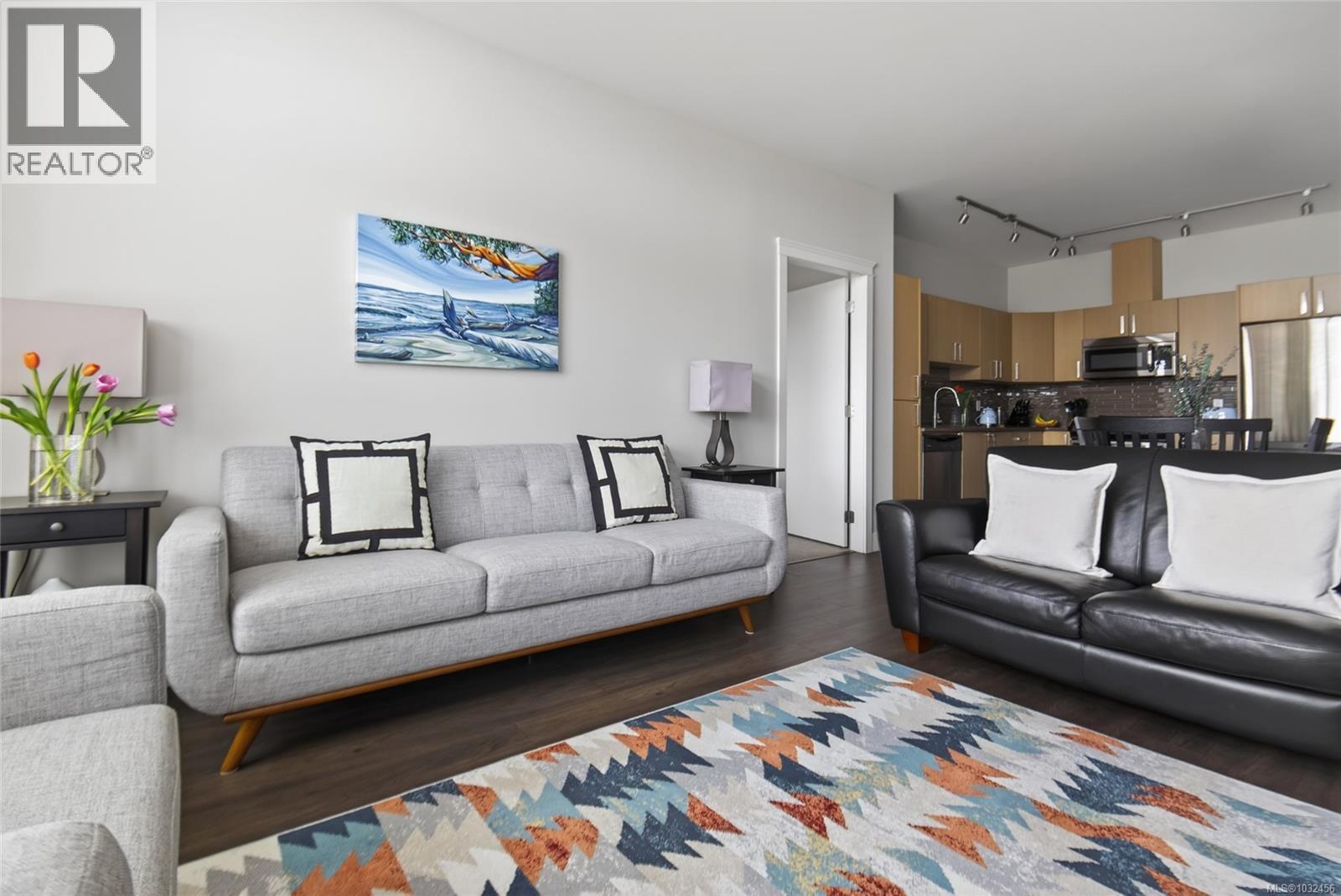 410 1900 Watkiss Way, View Royal