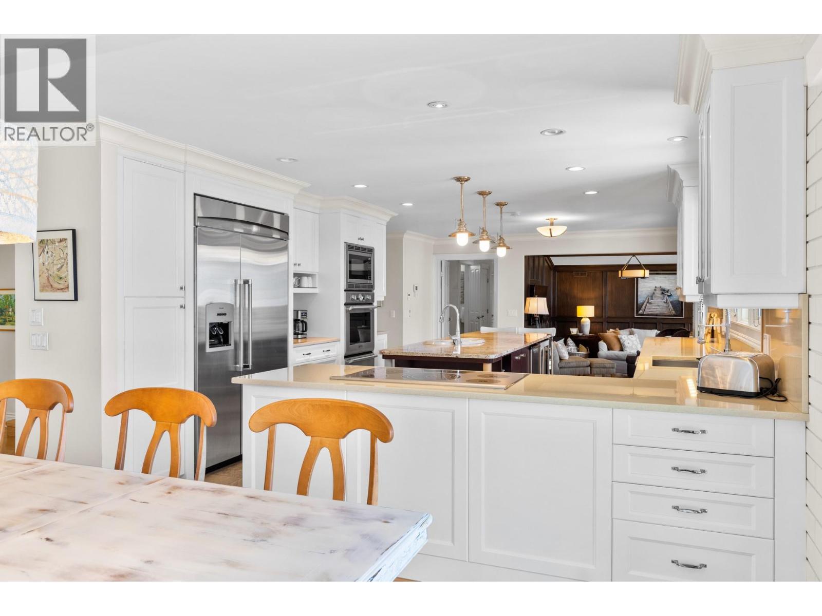  1601 Pritchard Drive, West Kelowna