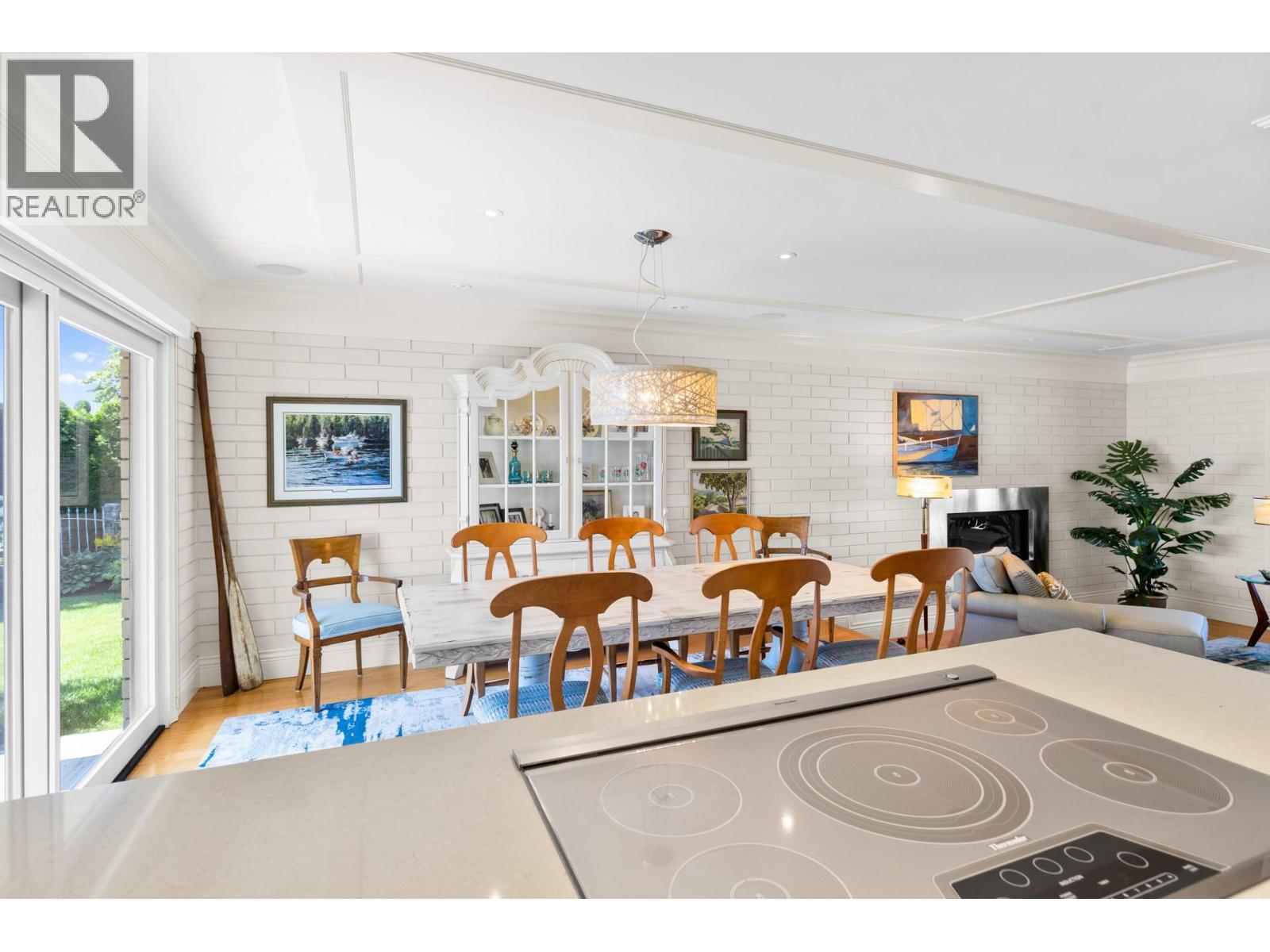  1601 Pritchard Drive, West Kelowna