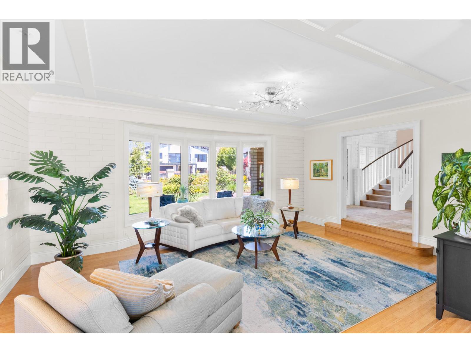  1601 Pritchard Drive, West Kelowna