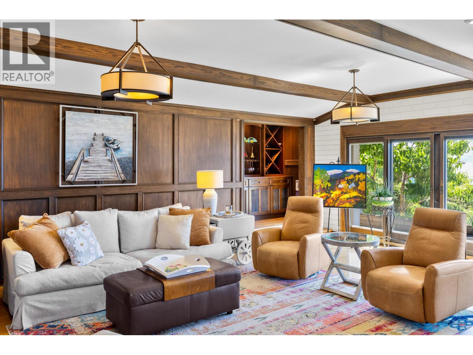  1601 Pritchard Drive, West Kelowna