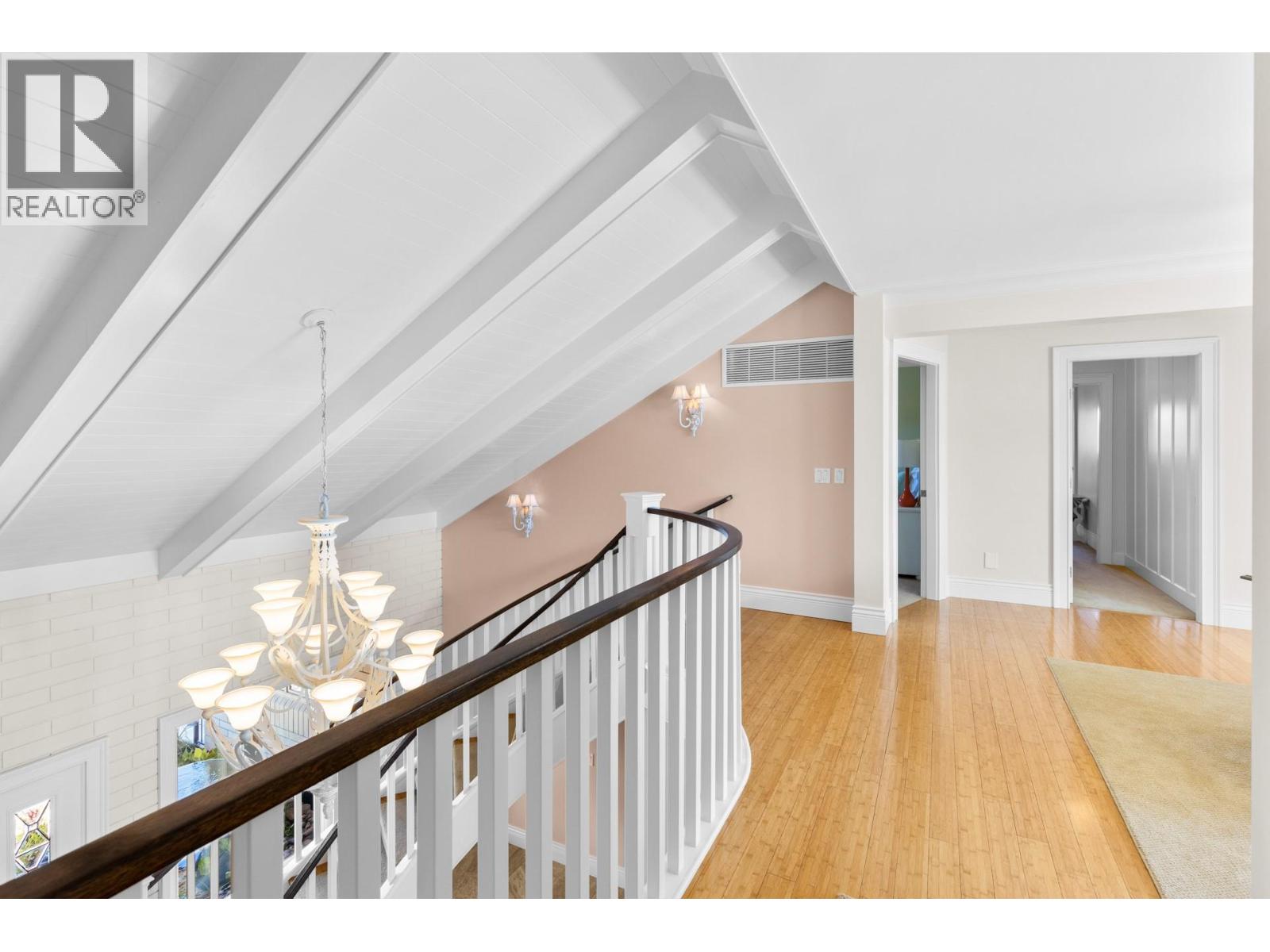  1601 Pritchard Drive, West Kelowna