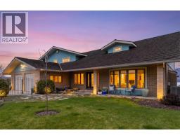  1601 Pritchard Drive, West Kelowna