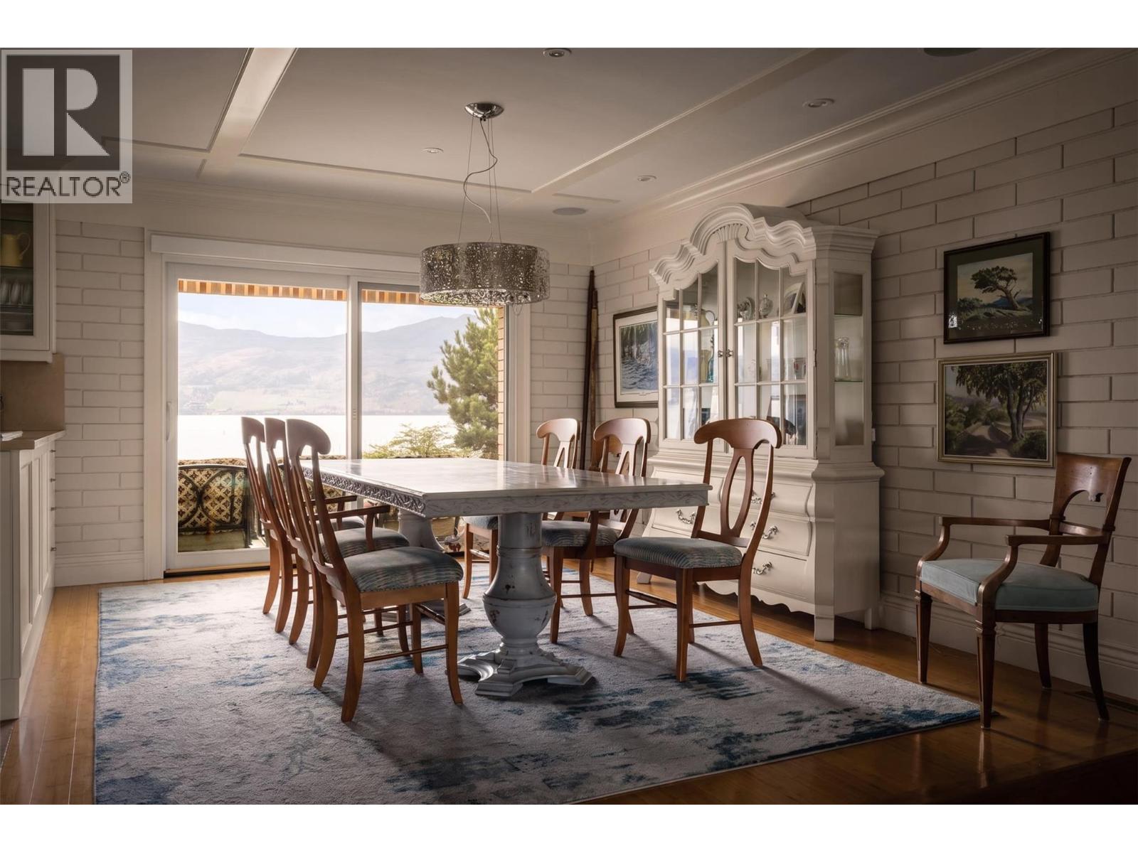  1601 Pritchard Drive, West Kelowna