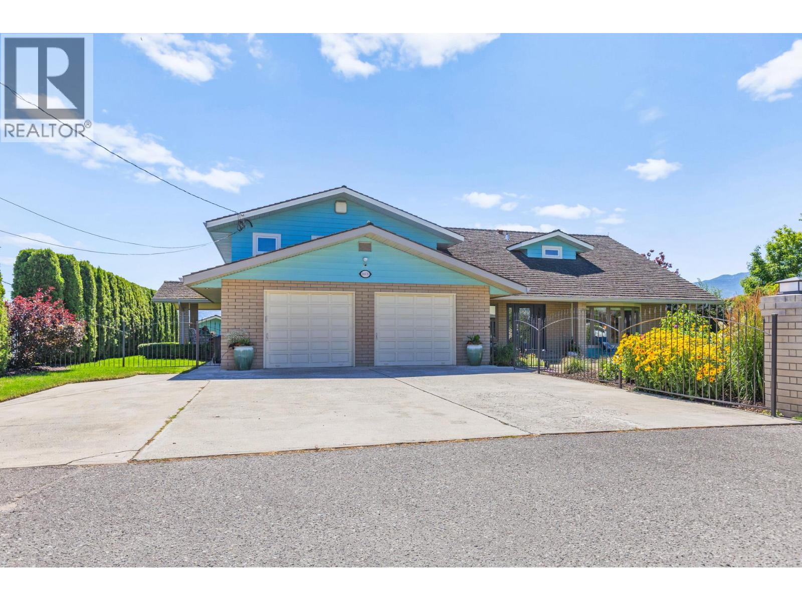  1601 Pritchard Drive, West Kelowna