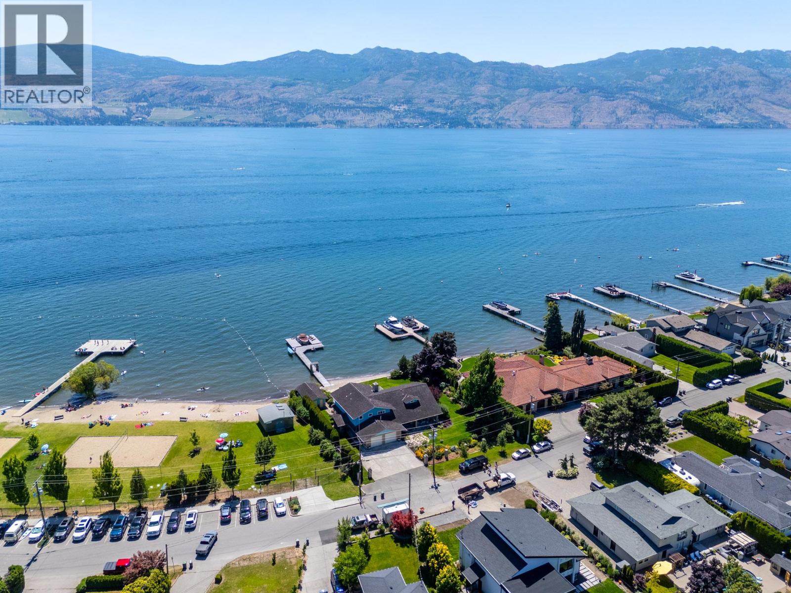  1601 Pritchard Drive, West Kelowna