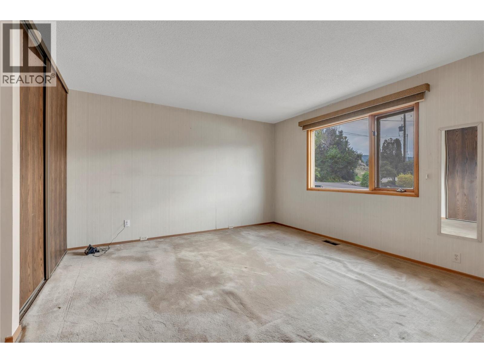418 Panorama Crescent - 29