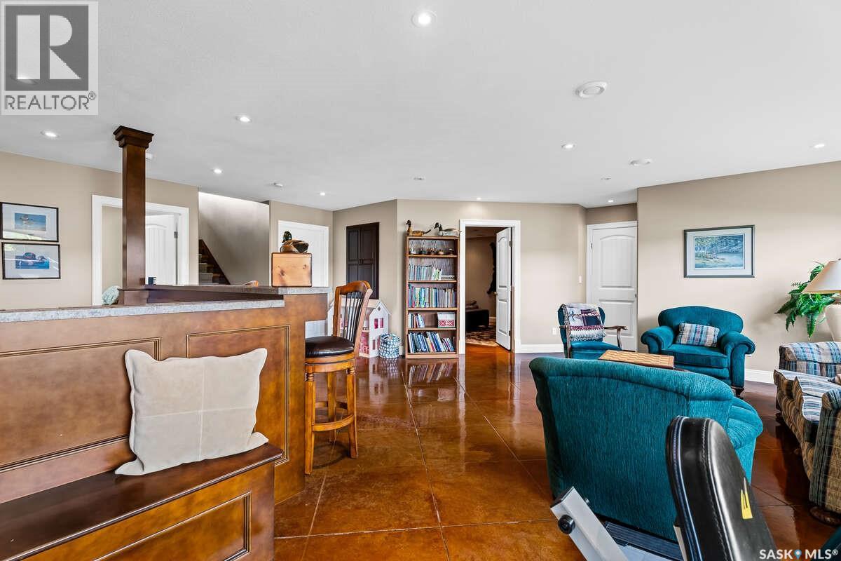 914 Tatanka DRIVE - 35