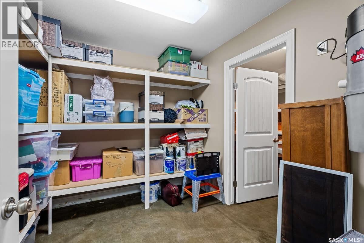 914 Tatanka DRIVE - 43