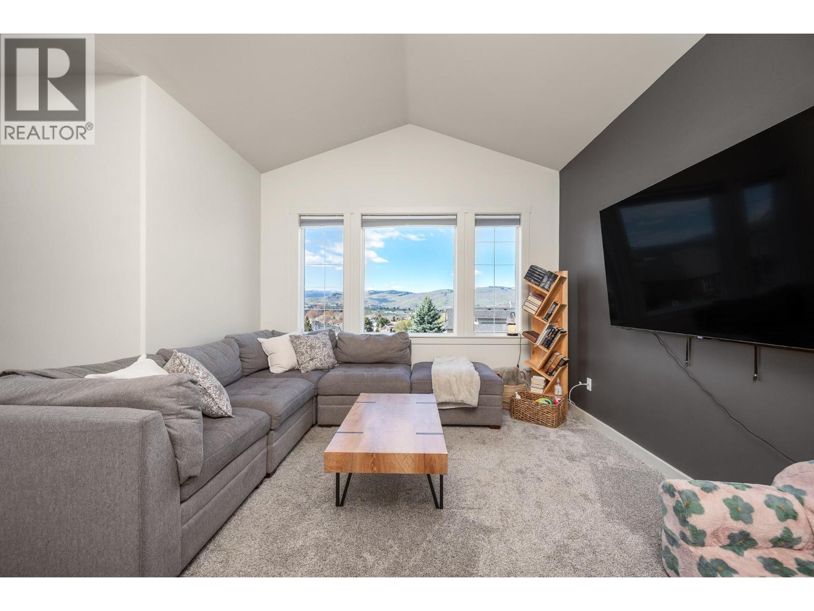 991 Mt Begbie Drive - 14