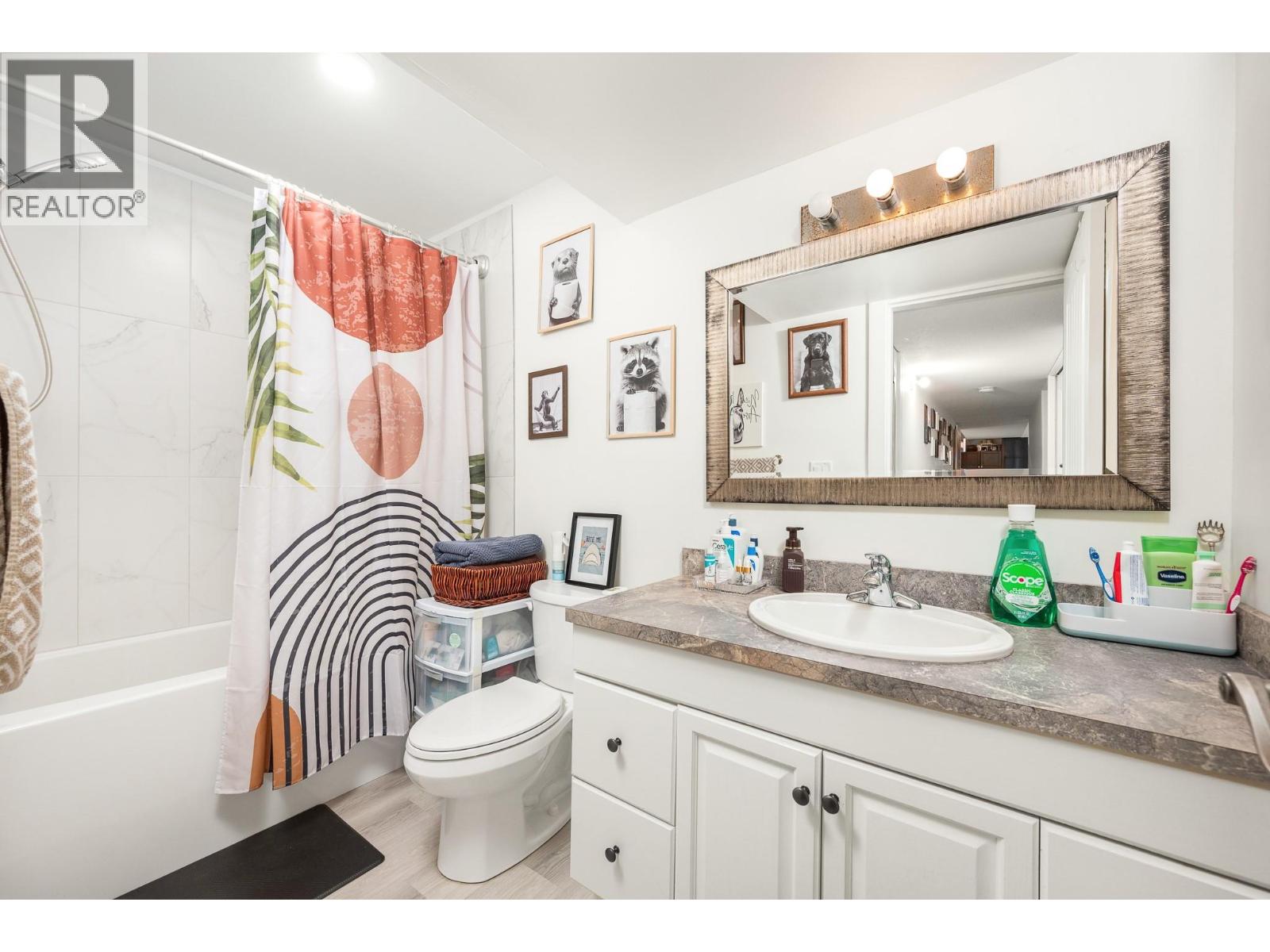 991 Mt Begbie Drive - 29