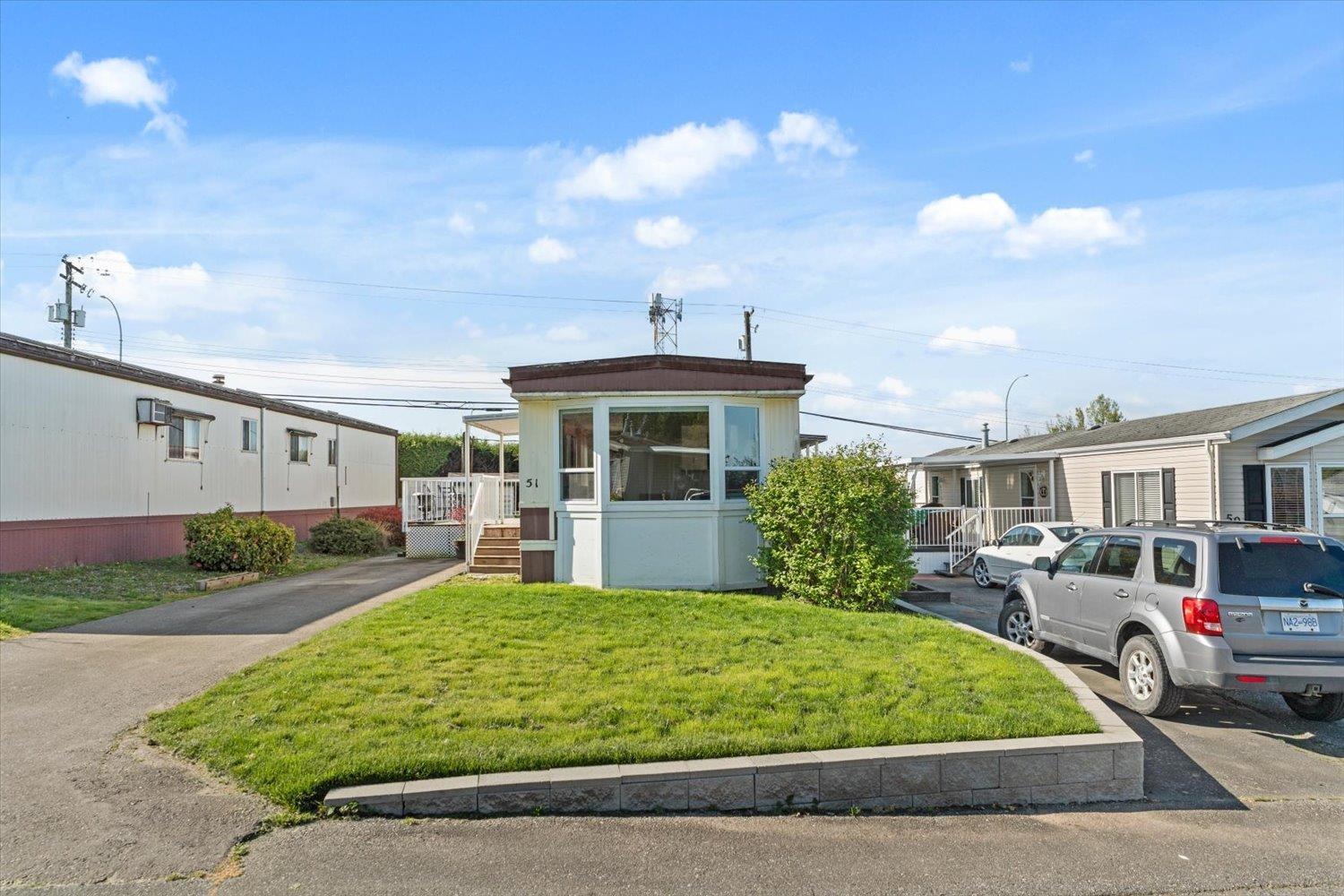 51 2035 MARTENS STREET