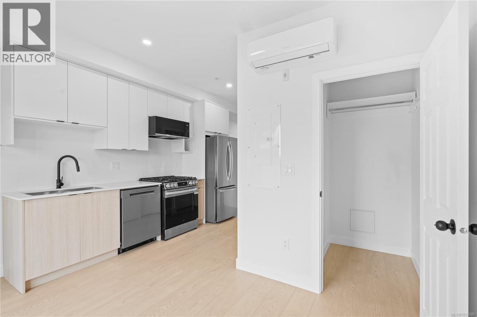 509 2629 Millstream Road, Langford