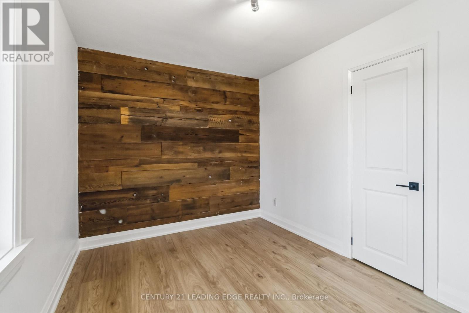 Lots of closet space