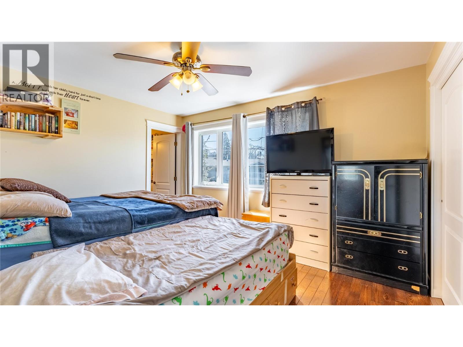 902 Murdoch Street - 17