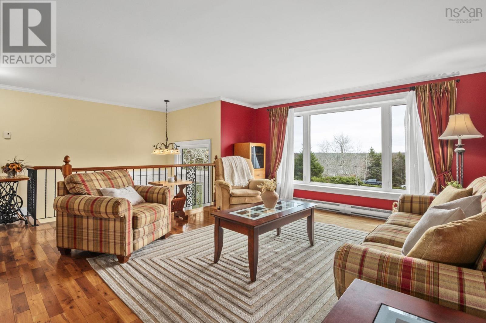 Property 6 of 51 of 122 Bayview Drive