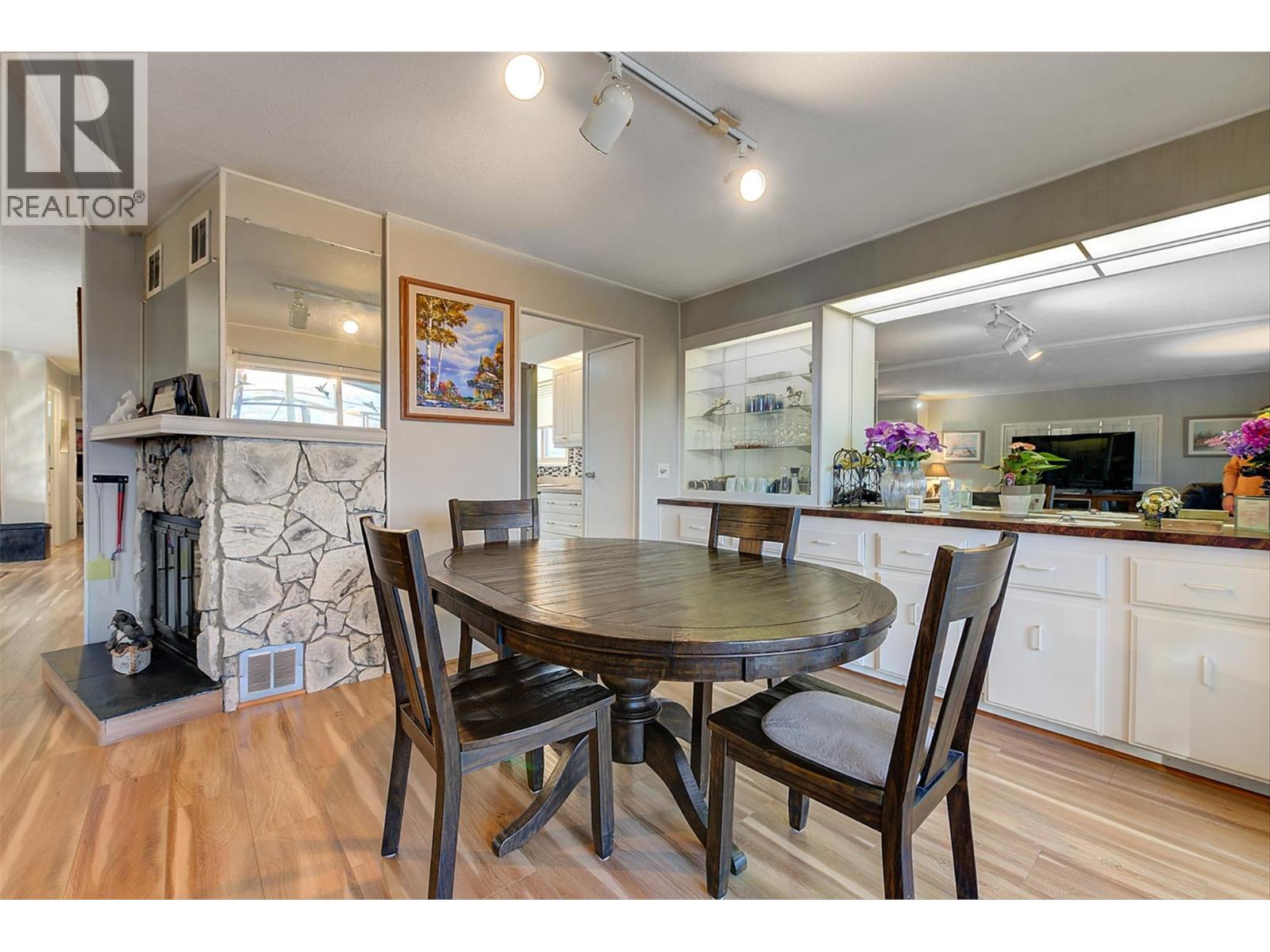 52 2098 Boucherie Road, West Kelowna