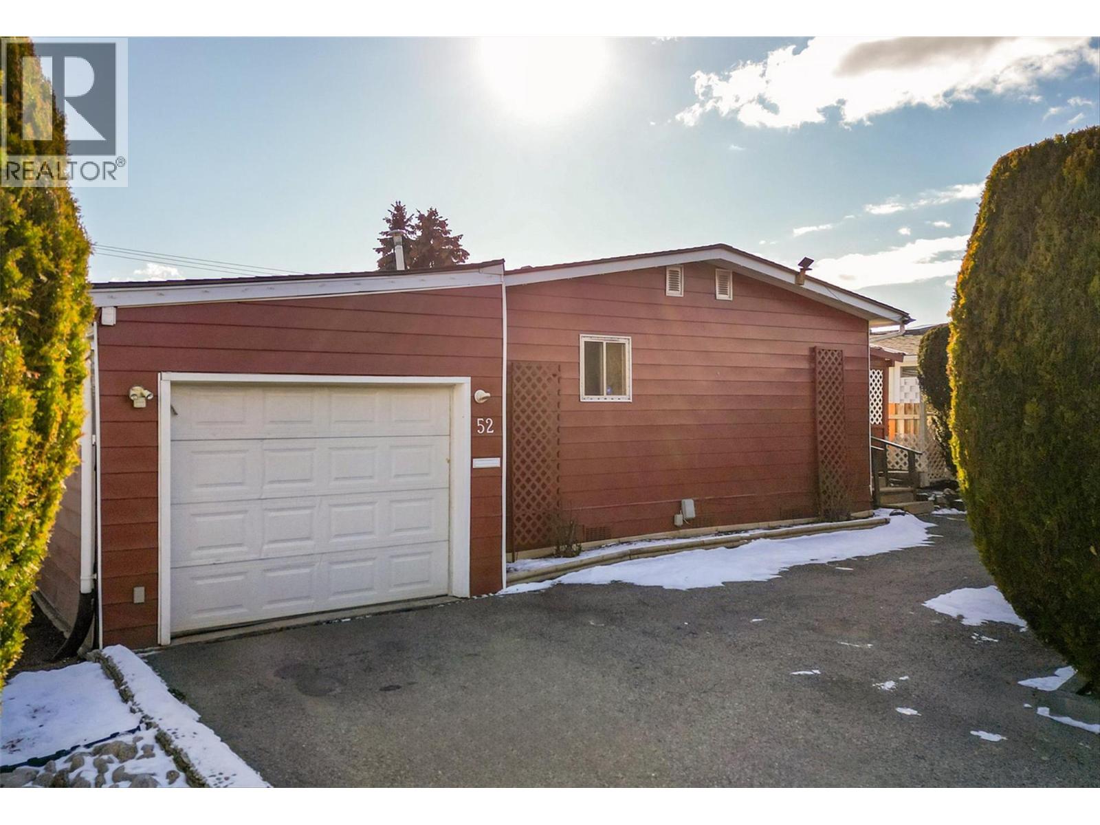 52 2098 Boucherie Road, West Kelowna
