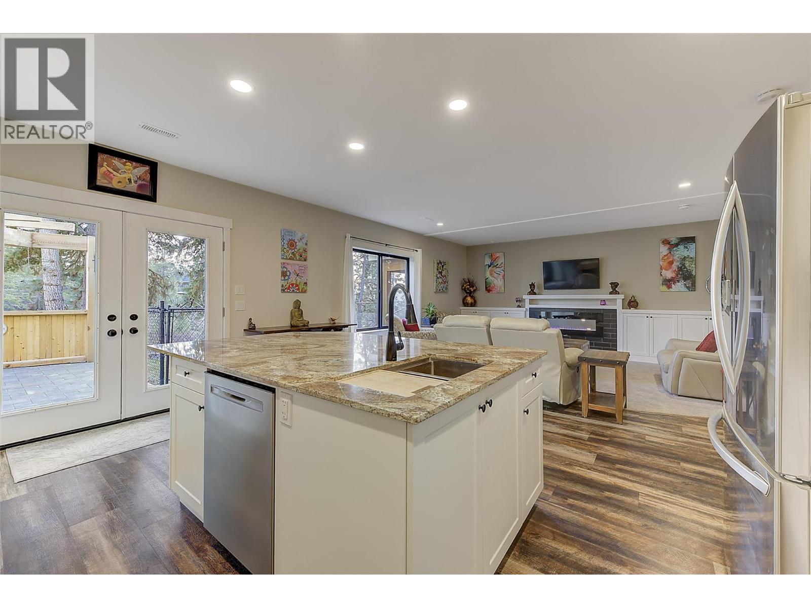  12633 Driftwood Court, Lake Country