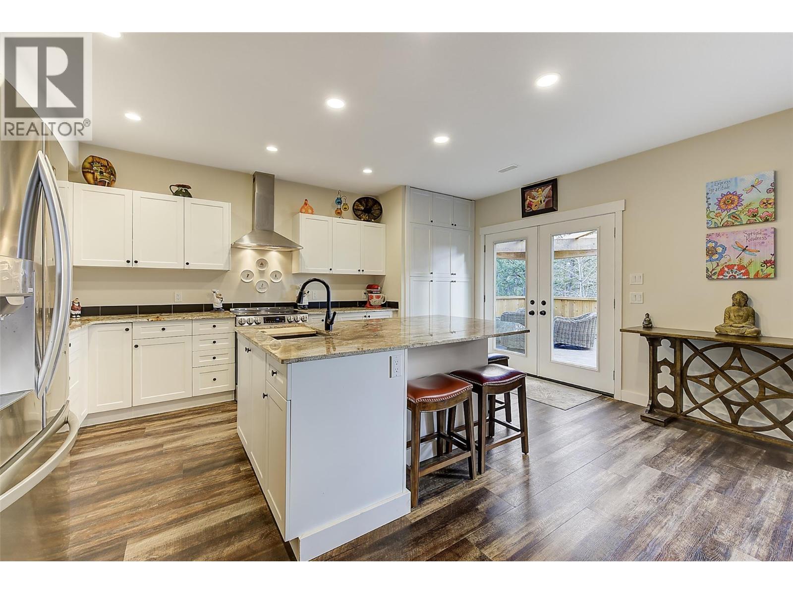  12633 Driftwood Court, Lake Country