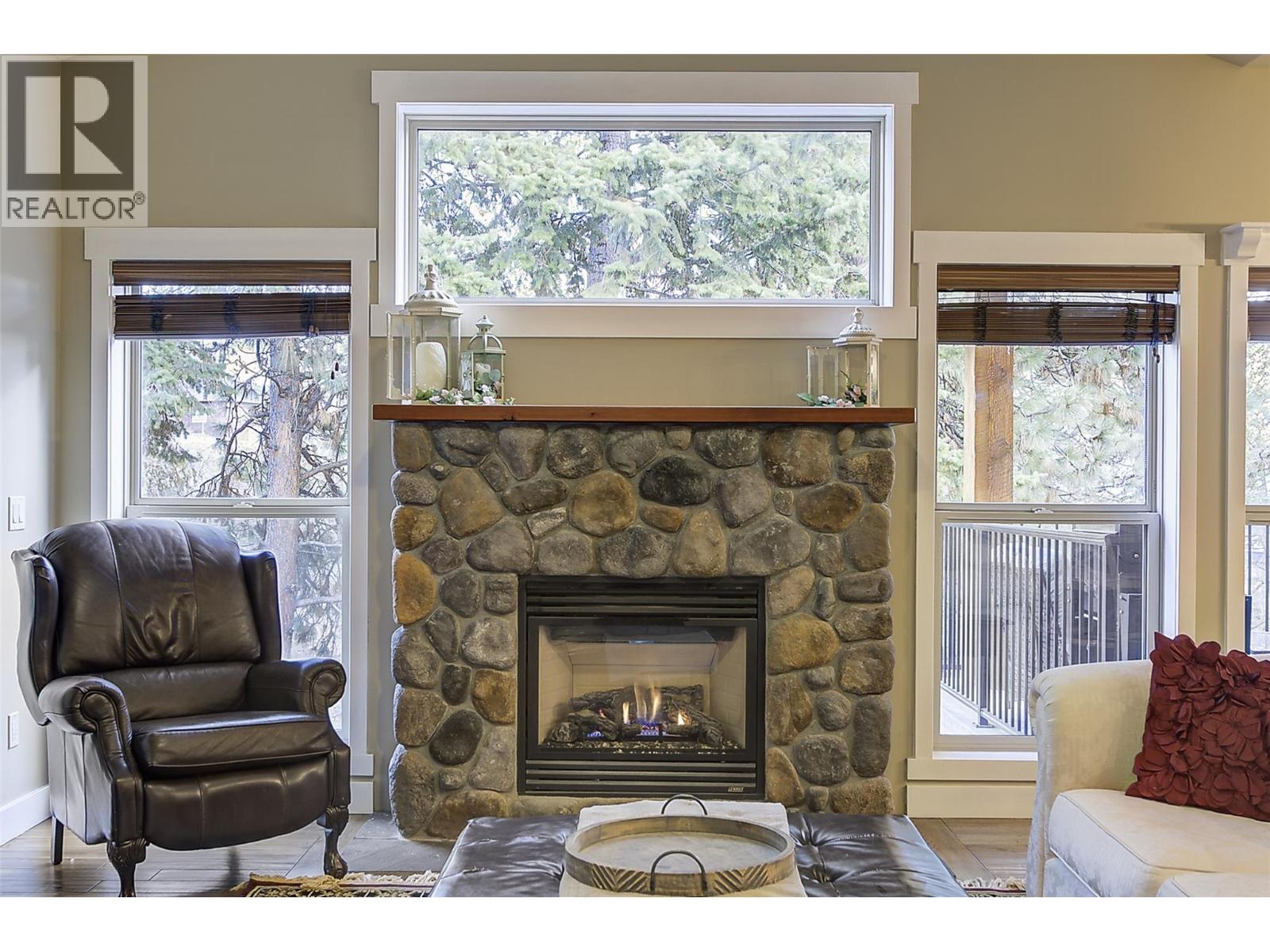  12633 Driftwood Court, Lake Country