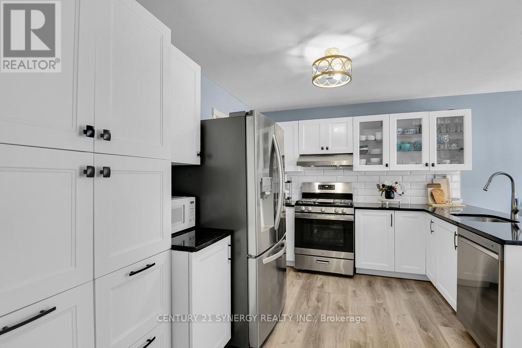 25 WATERTON CRESCENT - 13