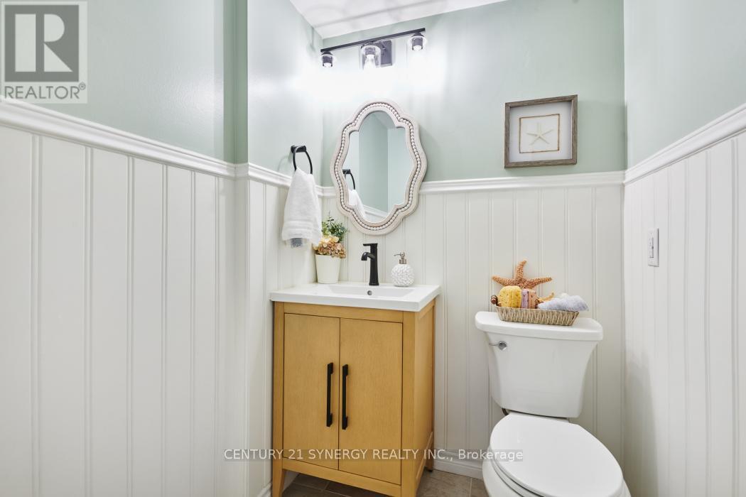 25 WATERTON CRESCENT - 21