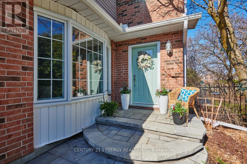 25 WATERTON CRESCENT - 3