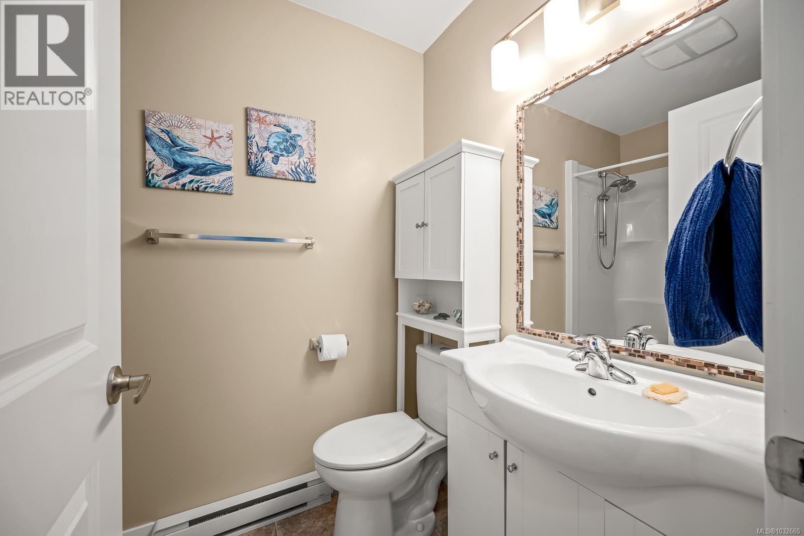 787 Stewart Ave - 26