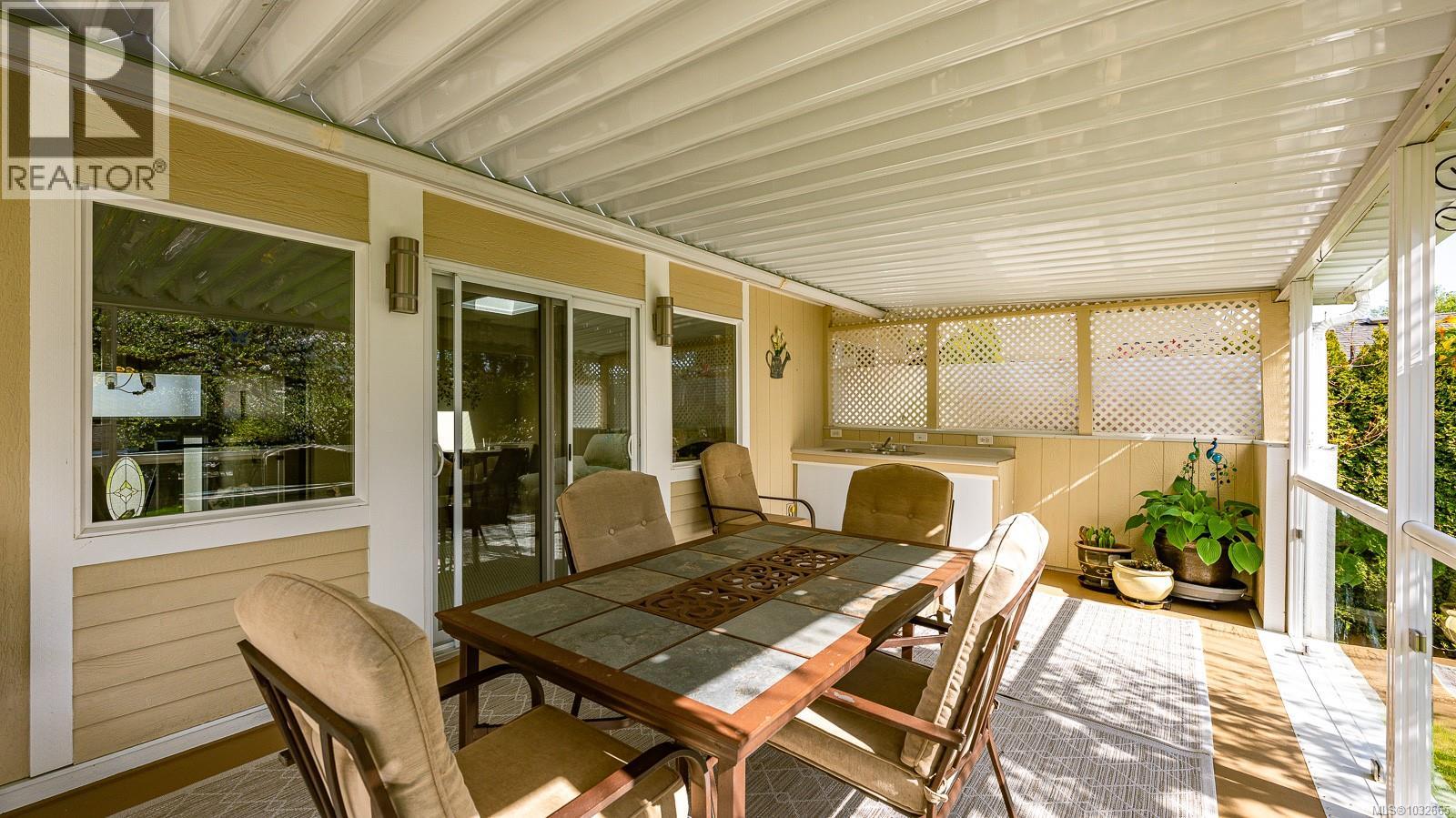 787 Stewart Ave - 51