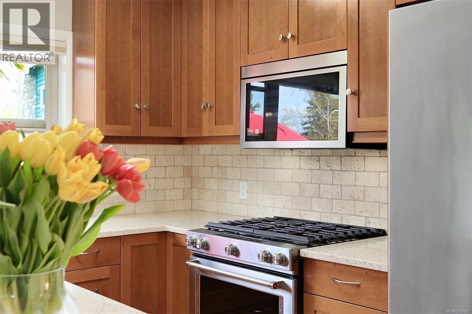  2770 Arbutus Road, Saanich