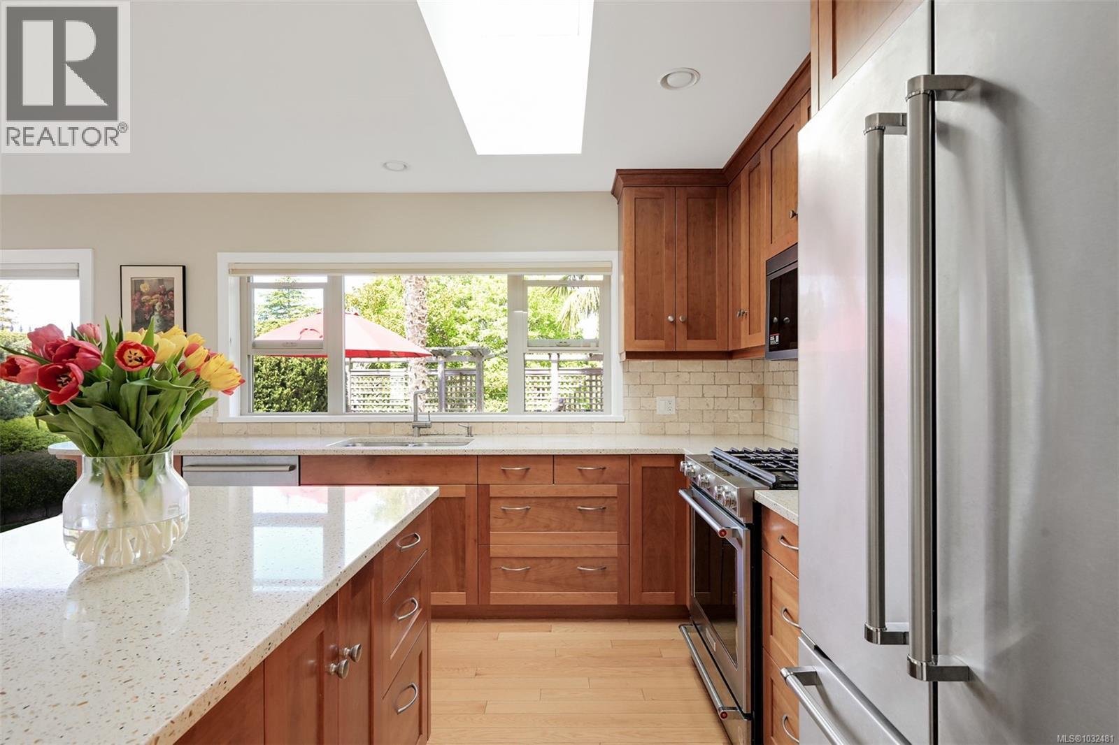  2770 Arbutus Road, Saanich