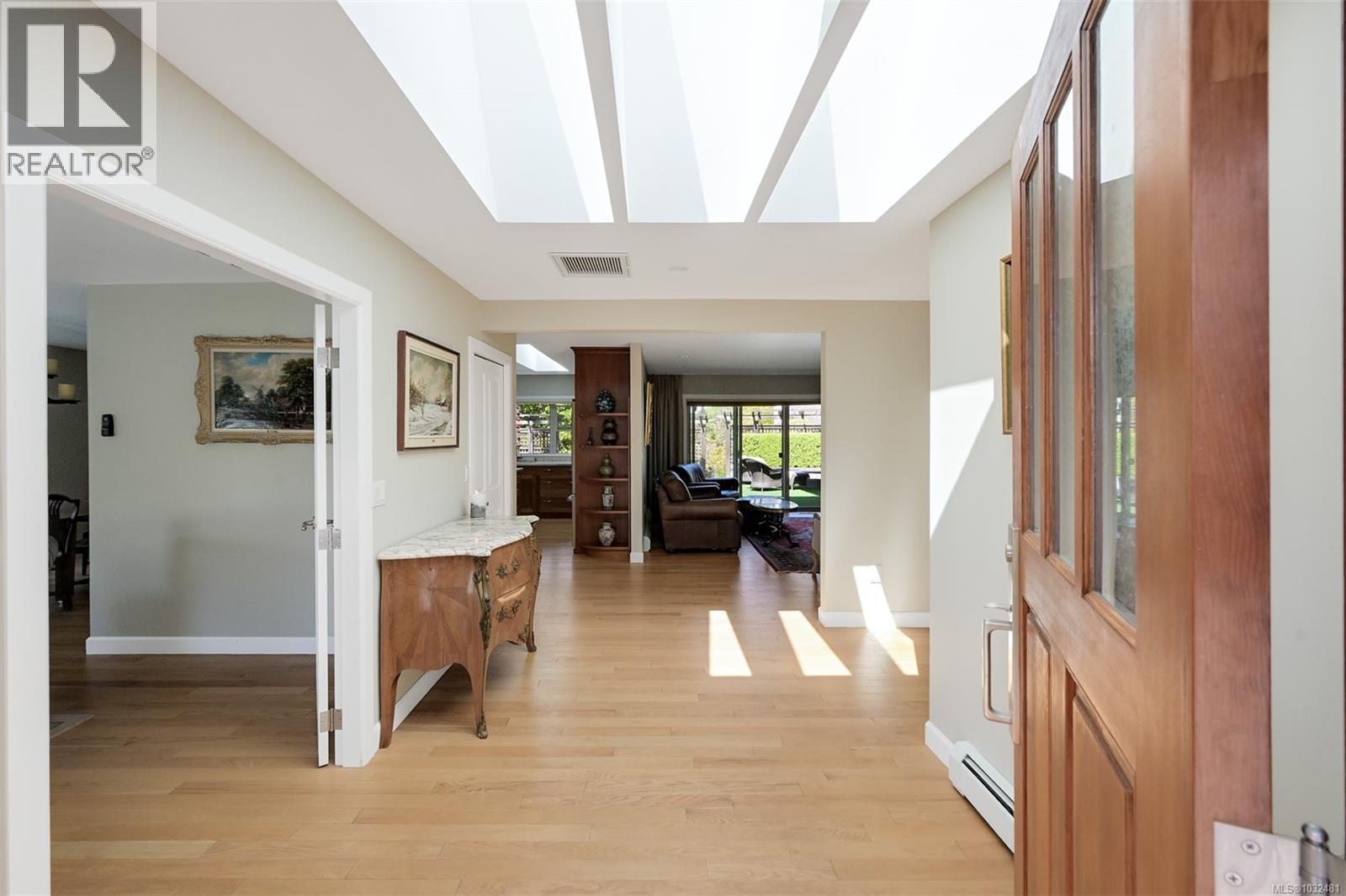  2770 Arbutus Road, Saanich