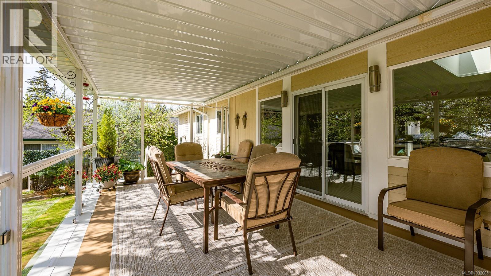 787 Stewart Ave - 52