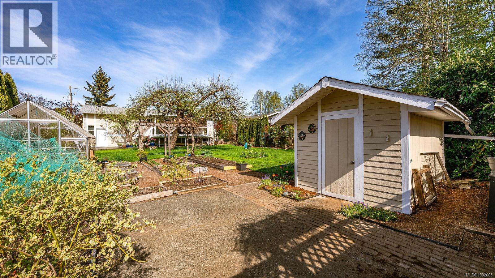 787 Stewart Ave - 59