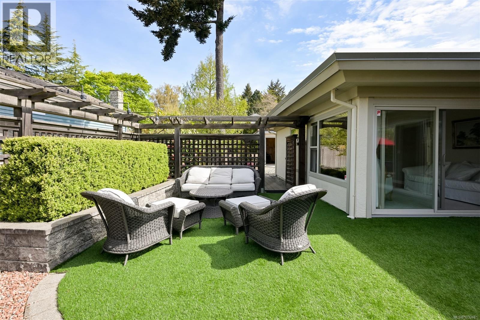  2770 Arbutus Road, Saanich