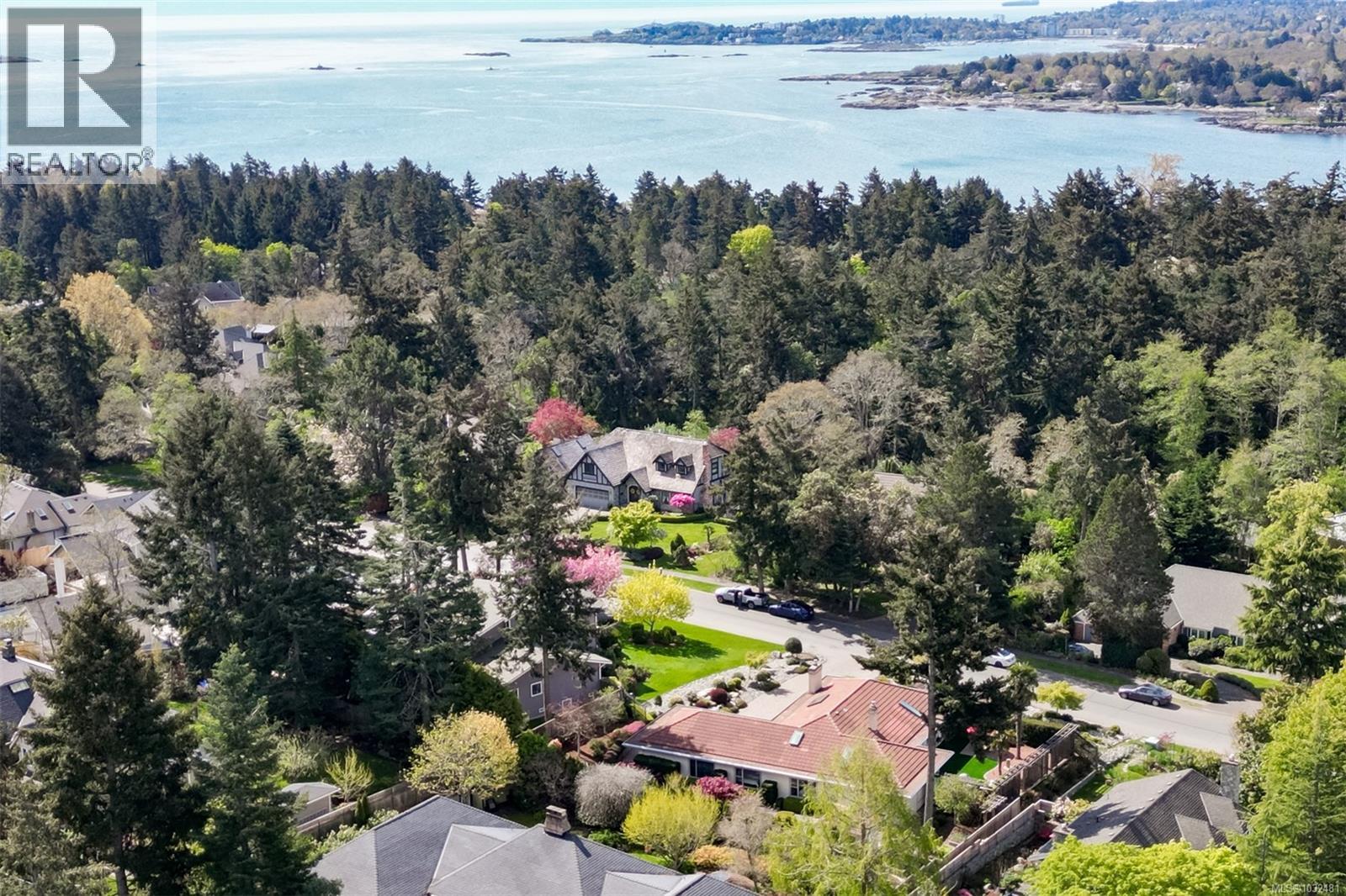  2770 Arbutus Road, Saanich