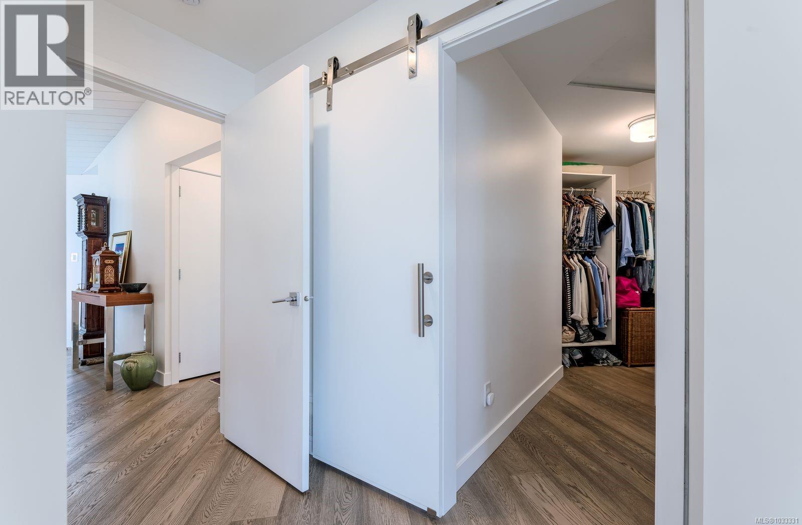 1701 Admiral Tryon Blvd - 14