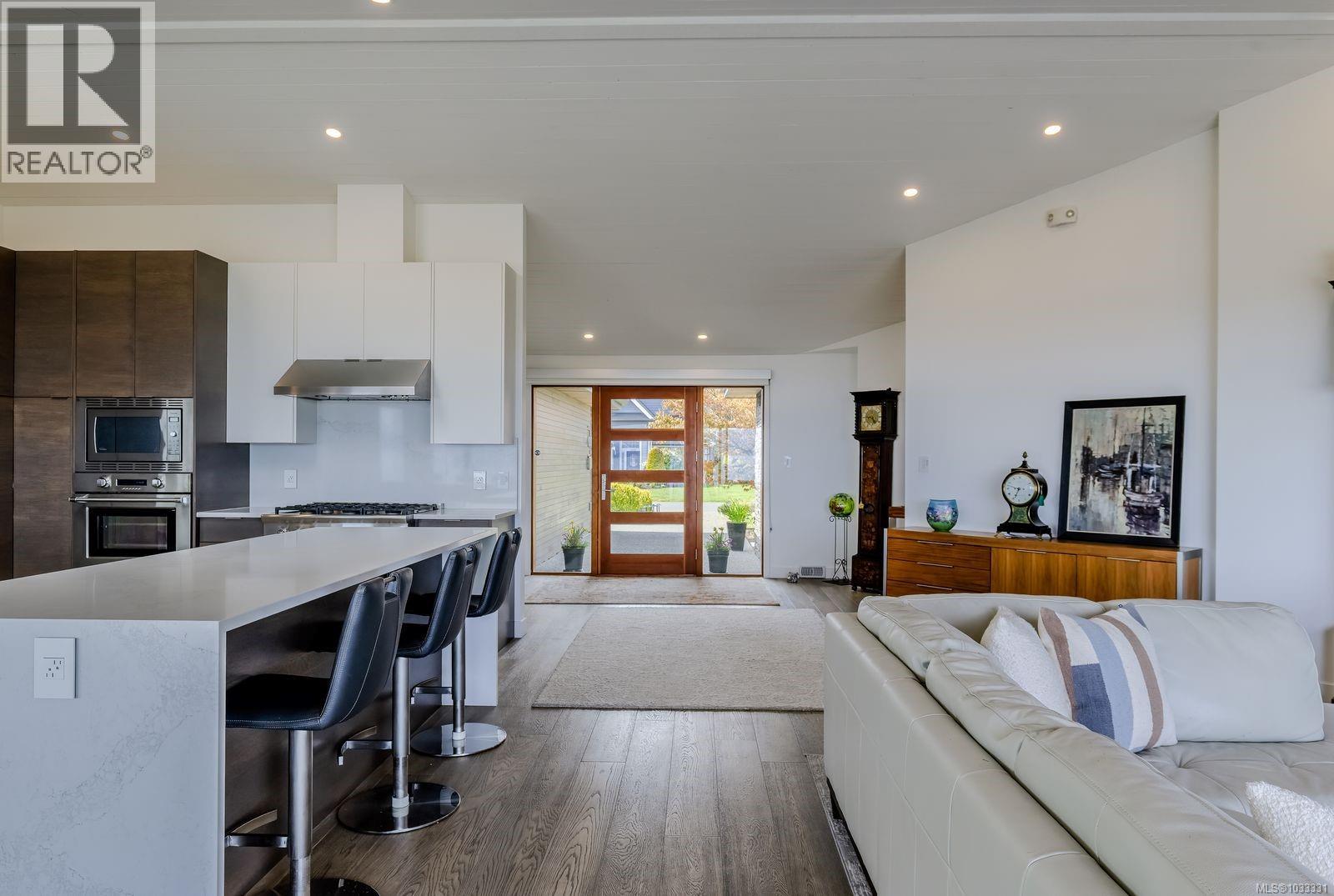 1701 Admiral Tryon Blvd - 23