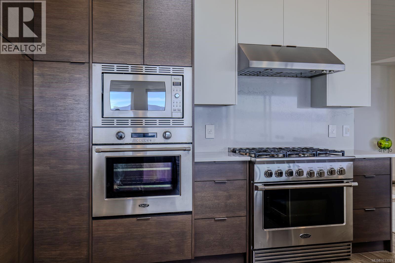 1701 Admiral Tryon Blvd - 31