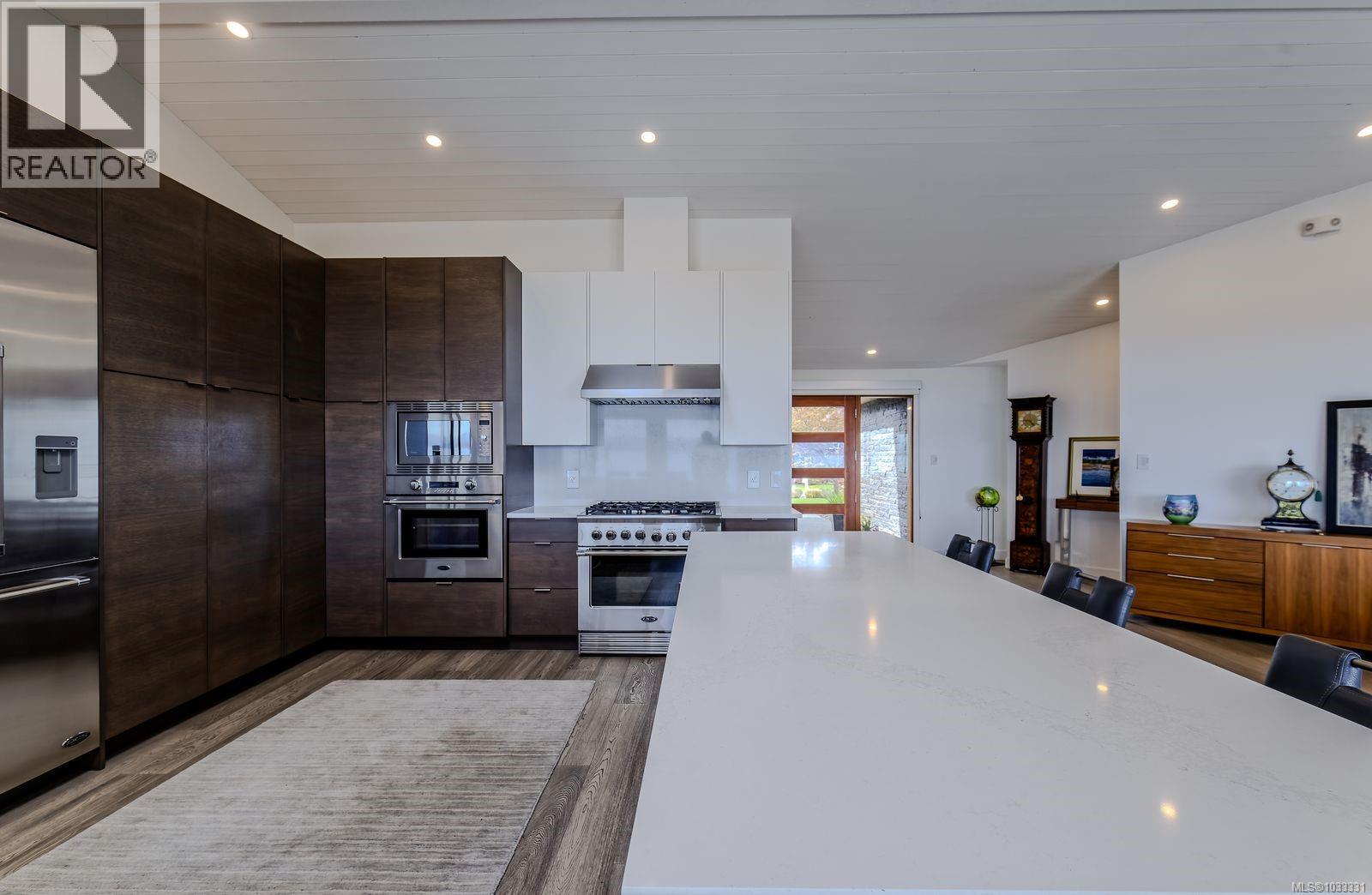 1701 Admiral Tryon Blvd - 32