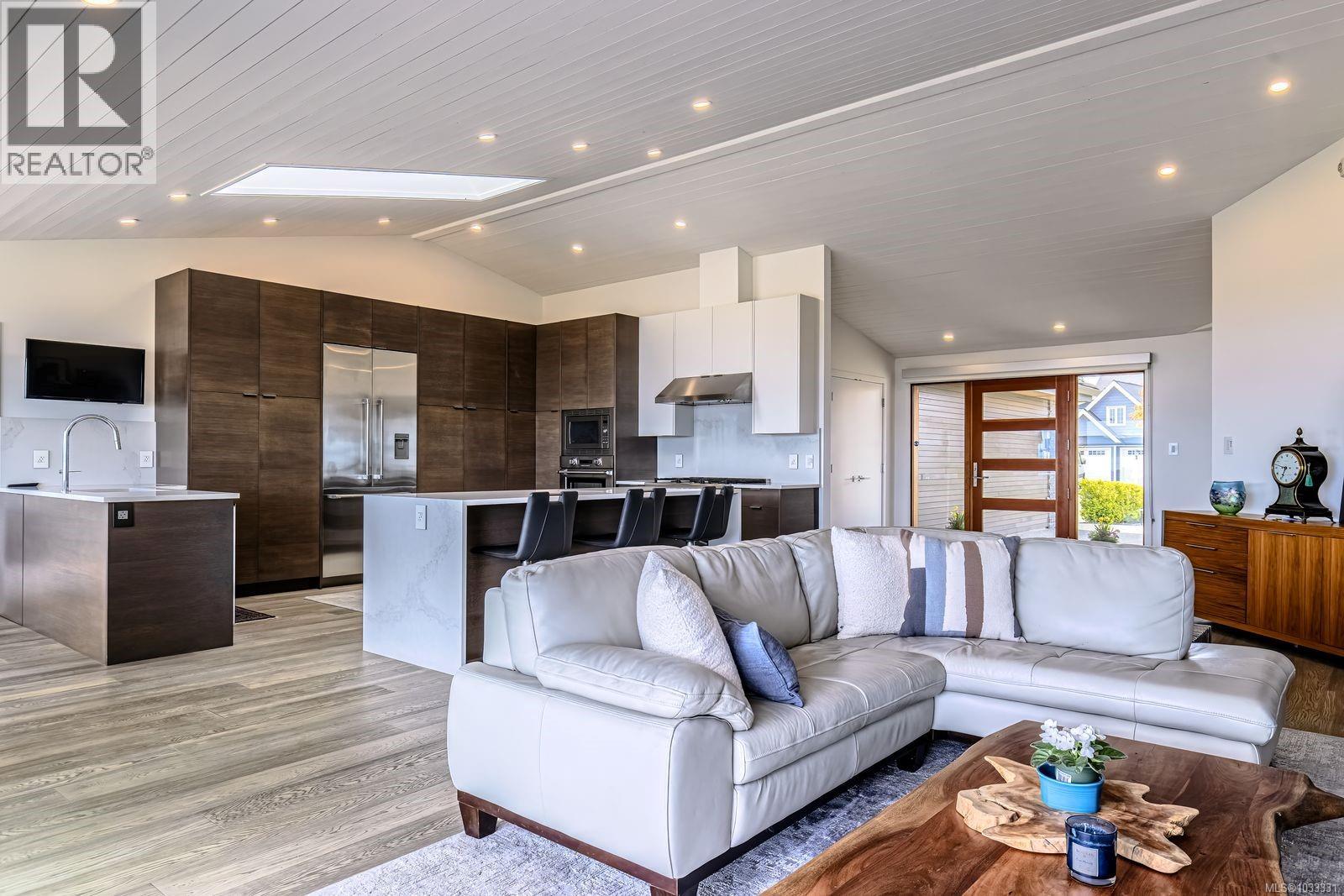 1701 Admiral Tryon Blvd - 36