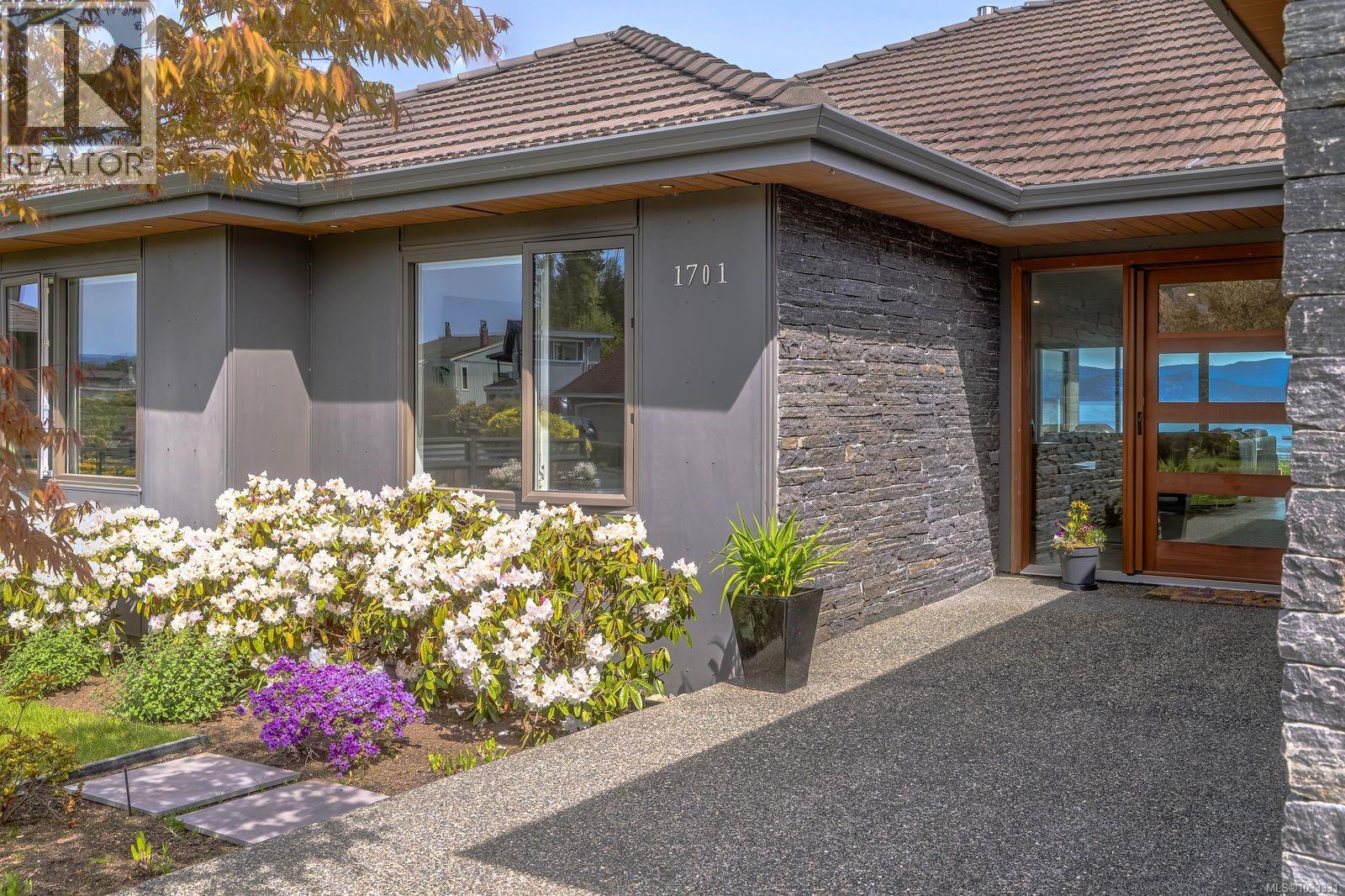 1701 Admiral Tryon Blvd - 55